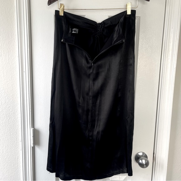 Forever21 midi skirt black silky sizeM hight waisted tie waist zip in back - Picture 6 of 10